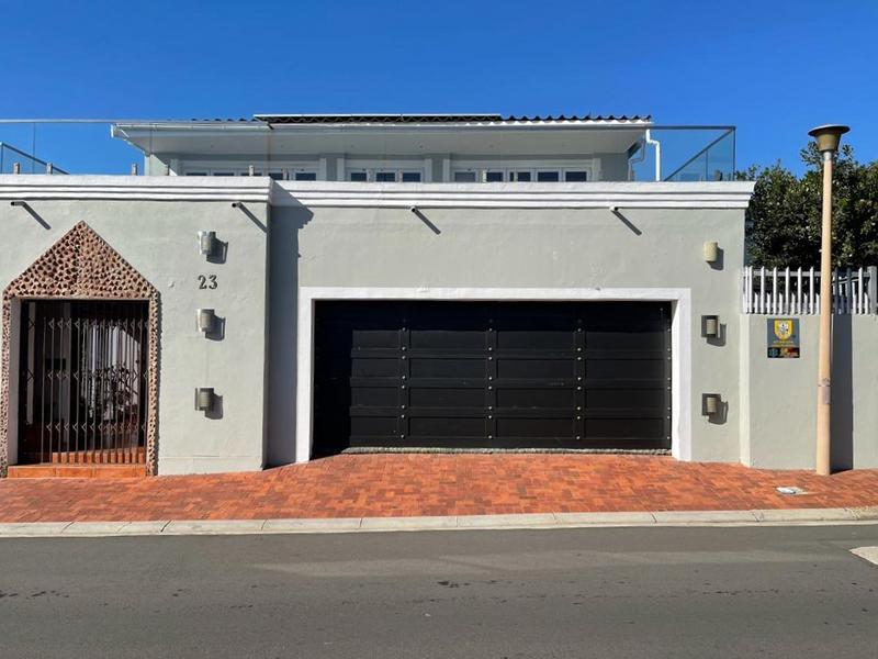 6 Bedroom Property for Sale in Gordons Bay Western Cape